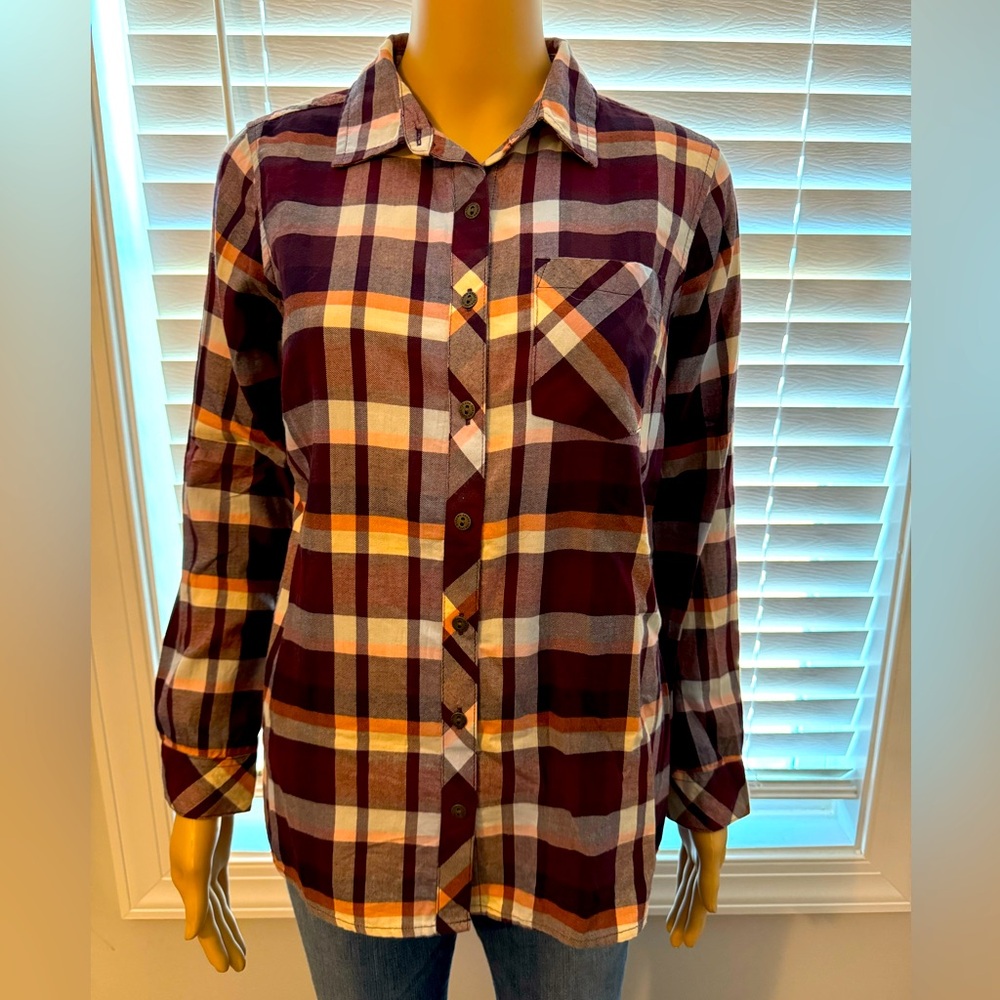 Pretty Sonoma size PS maroon plaid button up long sleeve shirt pocket NWT